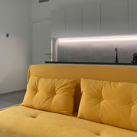Green Home - Bellagio Apt コモ エクステリア 写真