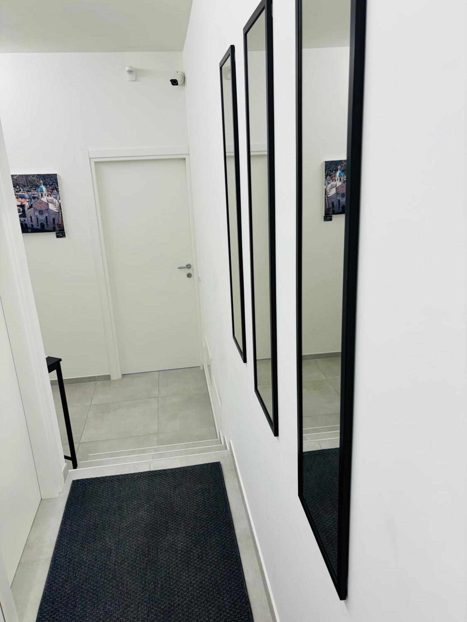 Green Home - Bellagio Apt コモ エクステリア 写真